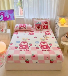 Bộ ga gối 3 món poly coton 1m6x2m gấu dâu lotso (T150) - (Bộ)